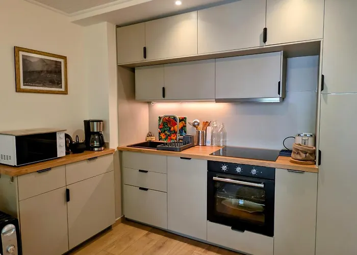 Jandri 2 By Leavetown Vacations *